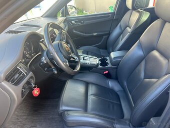 Porsche Macan 10/2020,Motor Benzín 3.0 Najeto 88.xxx km - 3
