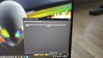 Dell Alienware m16 R2 - 3