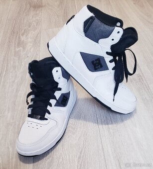 Dc Shoes Pensford Se Kožené Boty Skate Tenisky Unisex 39 - 3