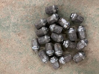Zimní pneu Barum vč. ráfků 4 ks 205x55 R16 91 T - 3