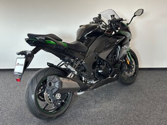 Kawasaki Ninja 1000SX - 3