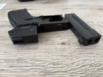 Detonics 9mm flobert Záruka - 3