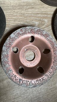 Sada brusných a řezných kotoučů pro úhlovou brusku 125mm - 3