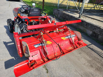 YANMAR F200D - 3