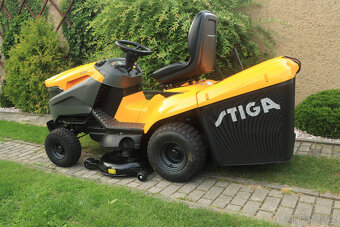 Zahradní traktůrek Stiga Estate 7102 W 650ST - 3