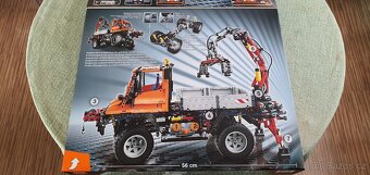 LEGO® Technic 8110 Mercedes-Benz Unimog U 400 - 3