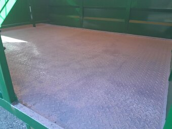 Přepravník zvířat Pardál 5,5 - 3