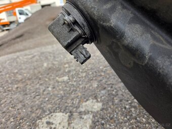 AD Blue nádrž + čerpadlo Mitsubishi Fuso Canter - 3