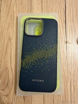 iPhone 16 Pro Max 256GB, černý titan - 3