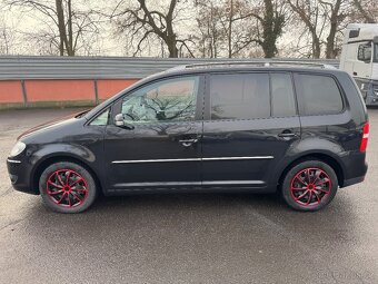 Volkswagen Touran 2.0 TDi FACELIFT MOŽNO NA SPLÁTKY - 3