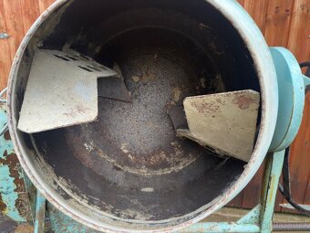 Stavební míchačka M100 - 3