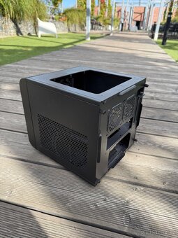 ITX bedna Thermal take - 3