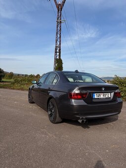BMW e90 330i - 3