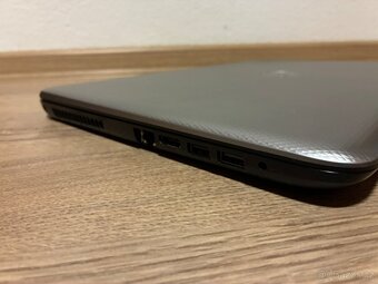 HP 15-af007nc - 3