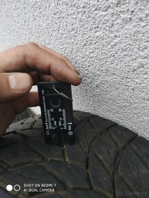 Pneu 225/70r15 - 3