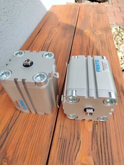 FESTO Kompaktní válec ADVULQ-63-60-PA (156738) - 3