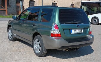 Subaru Forester SG 2,0 X - 3