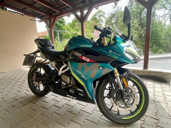 CFMOTO 300SR - 3
