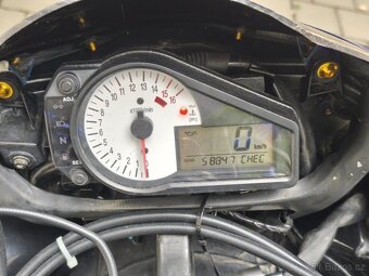 Suzuki GSX-R 600 - 3