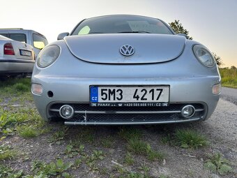 VW New Beetle - 3