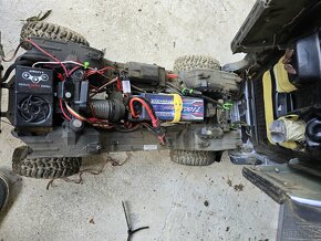 Prodám RC 1:10 Crawler auto na dálkové ovládání - 3