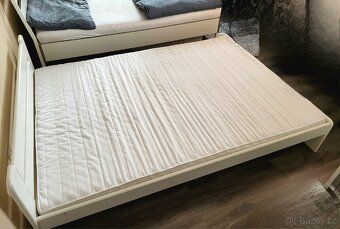 Jednolůžková postel včetně roštů a matrace. - 3