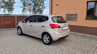 Kia Venga, 1.4i / najeto 92 000km ČR - 3