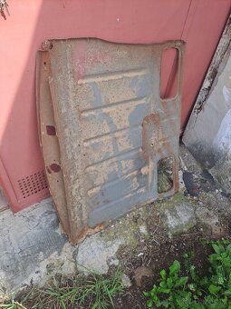 Podlaha kufru Škoda 1000MB - 3