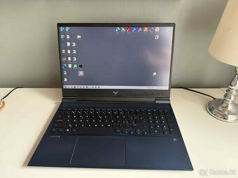 Herní notebook VICTUS by HP 16-e0912nc Performance Blue - 3