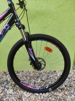 Značkové dívčí (dámské) kolo Rock Machine 26"/16" DISC - 3