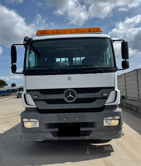 Mercedes Axor valník s hydraul. čelom na prepravu strojov - 3