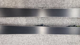 Lyže Fischer RC4 - 3