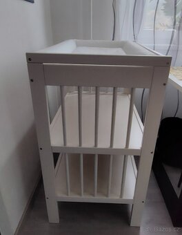 Přebalovací pult - 3