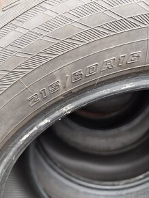 Yokohama BluEarth Winter 215/60 R16 - 3