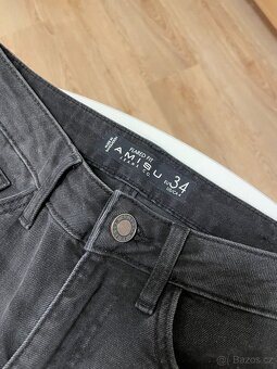 Černé dámské džíny (Flared Fit) - 3