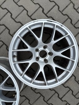 Apex BMW M3 2x kolo 18” - 3