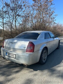 Chrysler 300C 3.5i LPG sedan - 3