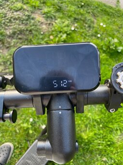 Elektrokoloběžka Navee N65 - 3