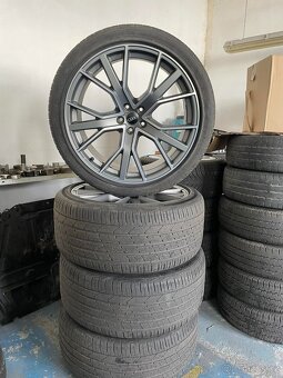 Originál alu kola AUDI SPORT SQ7 R22 - 3