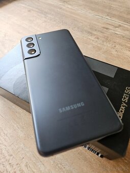 Samsung Galaxy S21 5G 8/128 black - TOP stav - 3