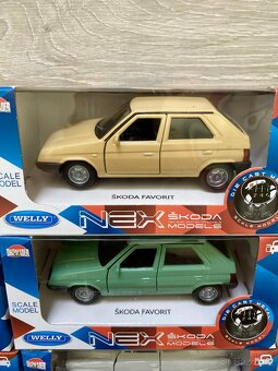 8x Škoda Octavia favorit 105 100 car 1:34 scale model welly - 3