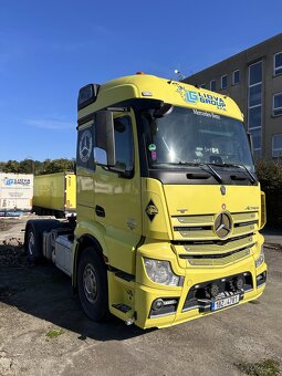 Mercedes Benz Actros - 3