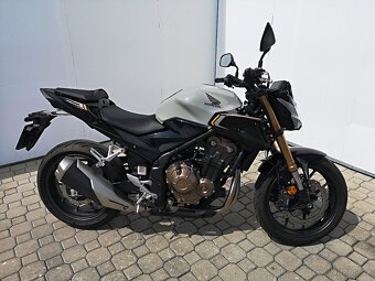 Honda CB500F r.v.2024, nová v ČR, 1.majitel, 5.641 km - 3