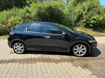 Honda Civic 2.2 i-CTDi 103kw - 3