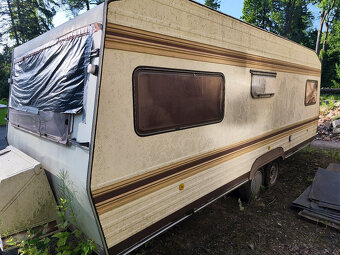 Karavan, obytný přívěs Buerstner - 3