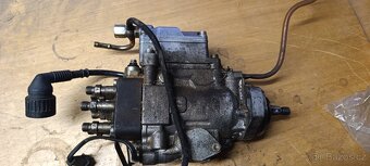 Prodám díly na BMW e 38 725tds - 3