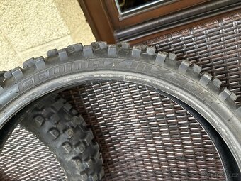 MX pneu R19 a R16 - 3