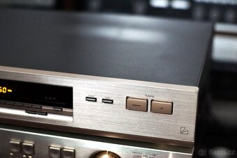 LUXMAN T 351 L - stereo tuner, tradiční champagne provedení - 3