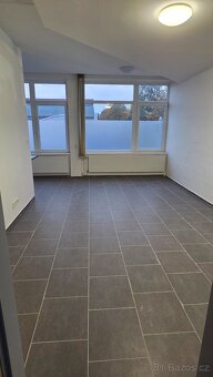 Pronájem nebytového prostoru ŠUMPERK Uničovská ulice - 3