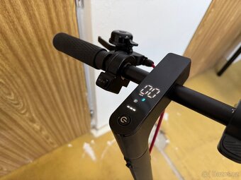 Elektrokoloběžka Sencor  S30 - 350W / 30 km / 25 km/h - 3